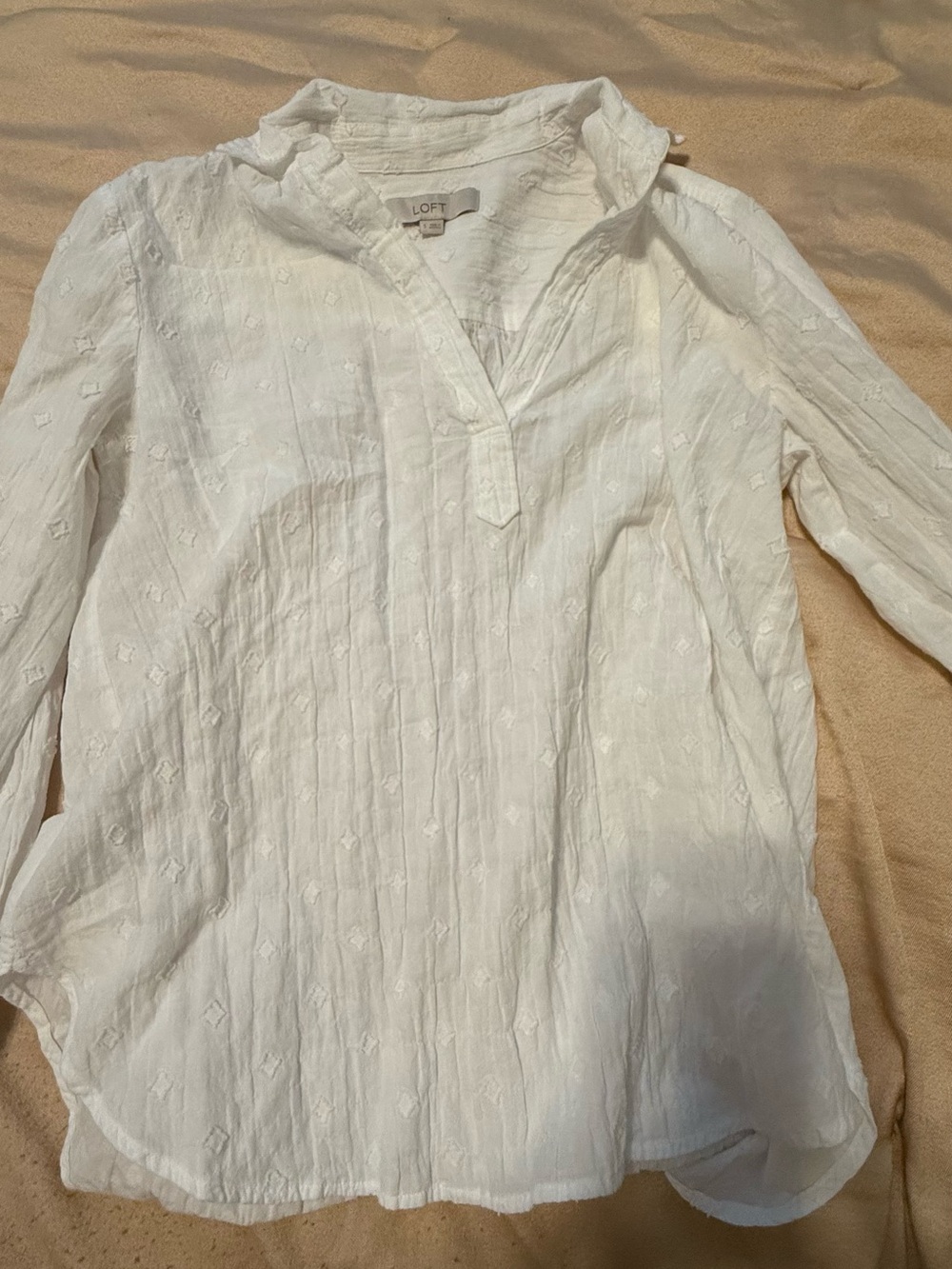LOFT size s cotton blend White Textured Split V-Neck Tunic